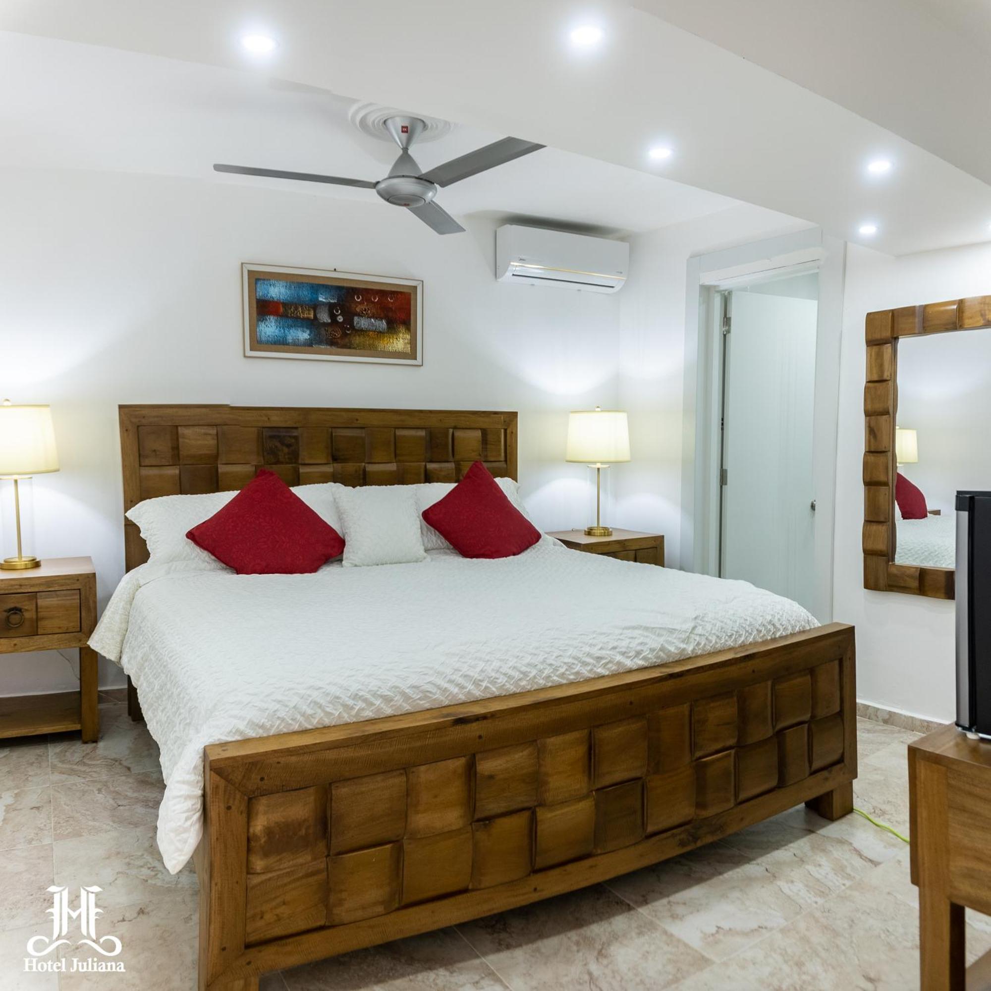 Hotel Juliana Nagua Bagian luar foto